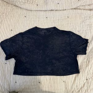 All yours lululemon cropped tee - cloudy wash blue - size S